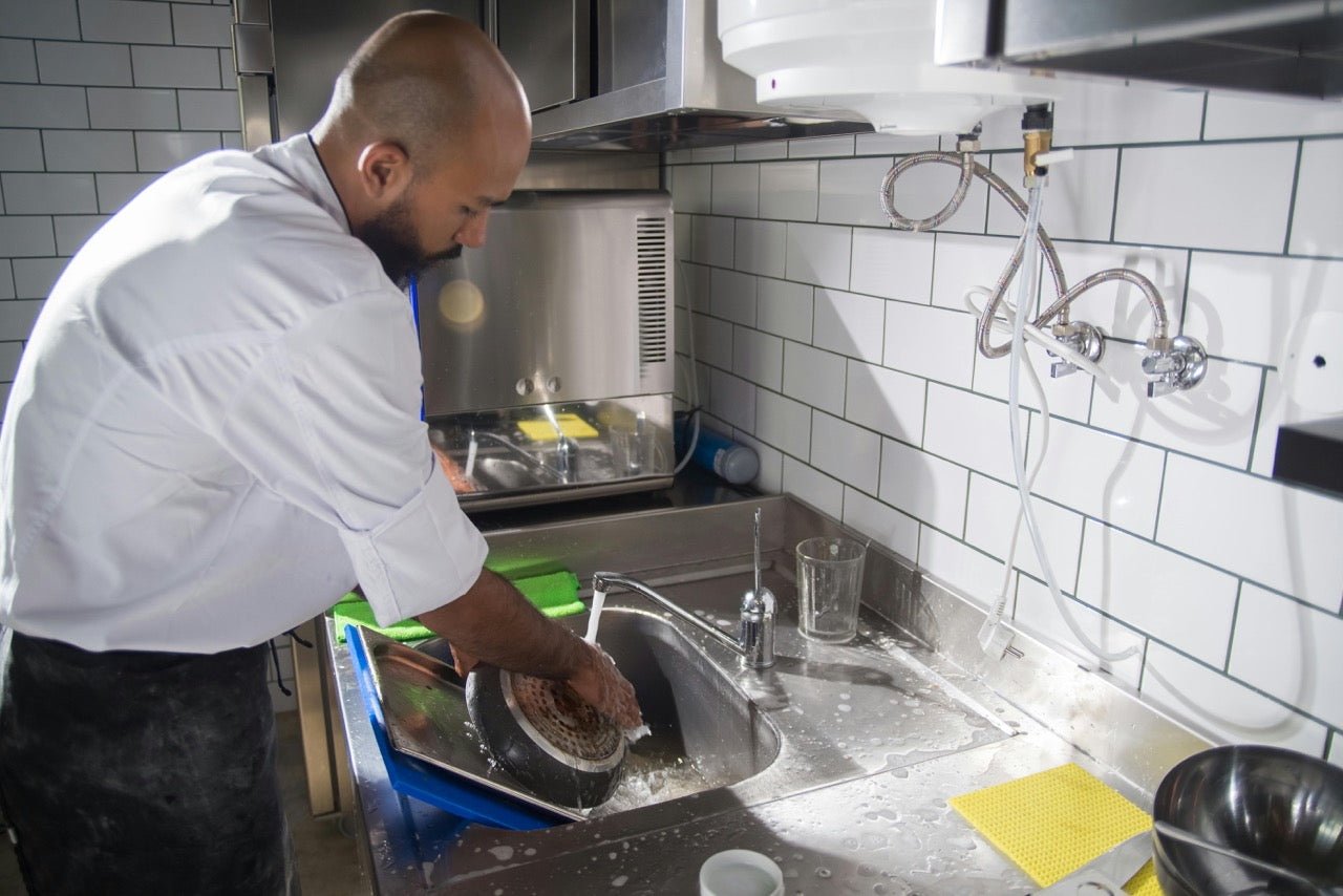 How to Deep Clean Your Carbon Steel Cookware